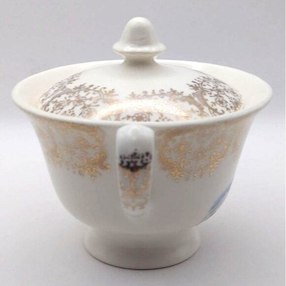 Vintage Dutch Girl White Porcelain Lidded Sugar Bowl W/ Handles Gold Filigree - Picture 5 of 8